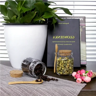 Wholesale 8.5 oz Glass Jar with Wooden Lid and Spoon